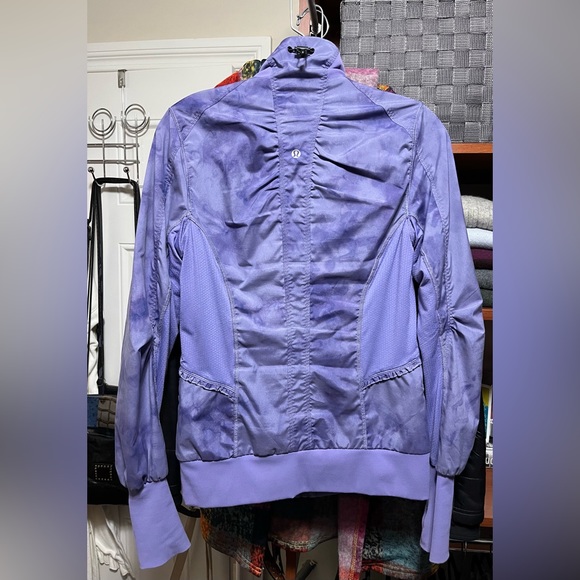 EUC! LIKE NEW!!Lululemon purple tie dye jacket. - Picture 2 of 7